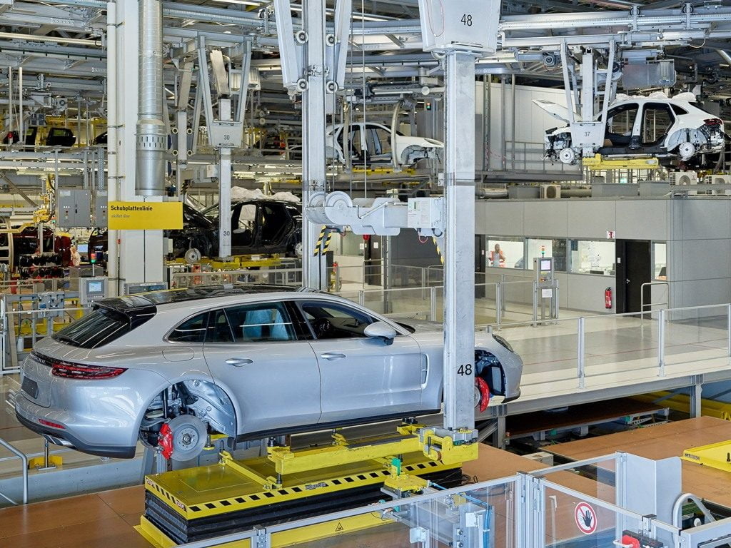 Produktionsstart für den Panamera G2 Sport Turismo bei der Porsche Leipzig GmbH am 7.07.2017