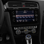 2019_volkswagen_golf_r_audiosystem