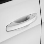 2019_volkswagen_golf_r_doorhandle