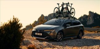 Toyota, Cenevre'de Corolla'nın iki yeni versiyonunu tanıtacak