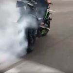 bu-adam-cıldırmıs-olmalı-motor