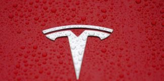 Tesla Amerika ve Avrupa da ki mağazalarını kapatıyor...