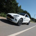 aston_martin_dbx_suv_test (130)