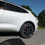 aston_martin_dbx_suv_test (158)