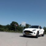 aston_martin_dbx_suv_test (81)
