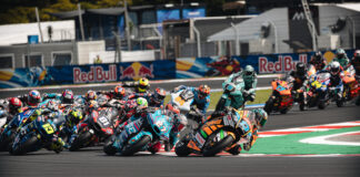 moto2-group-action