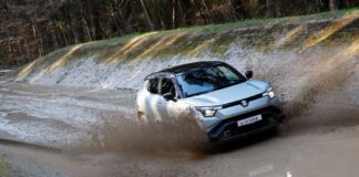 Al Salone Auto Torino debutta Suzuki eVitara Ichi Edition