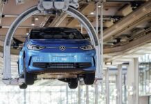 Crisi Ev, Volkswagen ferma produzione in due stabilimenti