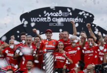 Festa Ducati a Motegi, Marquez è campione e Bagnaia vince