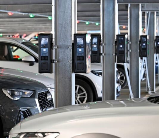 Ladestationen-Flughafen-Muenchen