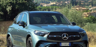 Mercedes GLC 300d: SUV che unisce comfort e grinta per l'estate