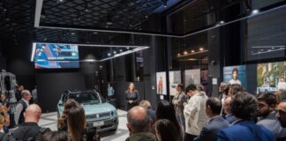 Renault alla Milano Fashion Week con la nuova R4