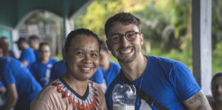 Solar lamps for Amazon communities without electricity: Audi and Litro de Luz continue partnership