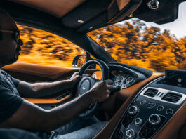 Test Driving: Aston Martin Vanquish Coupé 576 horsepower 6.0 liters! - Automobile Magazine
