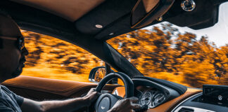 Test Driving: Aston Martin Vanquish Coupé 576 horsepower 6.0 liters! - Automobile Magazine
