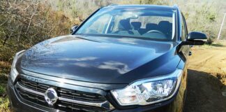 Test Driving: Ssangyong 4x4 Mussogrand ... - Automobile Magazine
