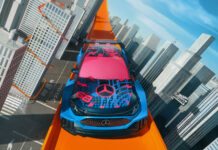 Hot Wheels trasforma la CLA in un’auto giocattolo di grandi dimensioni