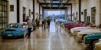 Finish Line Auto Club debuts Costa Mesa location with historic 300SL gathering