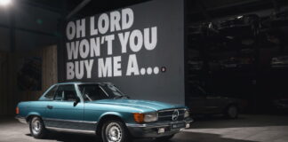 Never seen before: time-capsule 1982 Mercedes-Benz 500SL unearthed with 42 miles from new