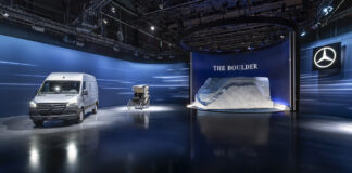 Mercedes-Benz Vans reinventa ancora una volta il trasporto professionale – su misura per le esigenze dei clienti