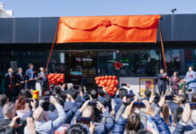 Sinopec opens first Australian petrol station in Frankston Sinopec opens first Australian petrol station in Frankston