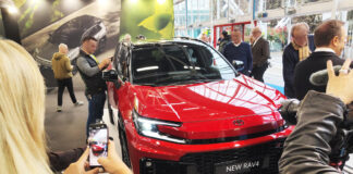 Con Toyota Rav4 2026 prosegue una storia di successo