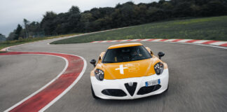 Consegnata l'Alfa Romeo 4C Collezione GT "Nicola Larini"