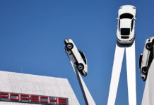 Crollo di Porsche: -6% del fatturato nei primi 9 mesi del 2025 Crollo di Porsche: -6% del fatturato nei primi 9 mesi del 2025