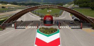 Finali mondiali Ferrari al Mugello, pole a Scarpetta