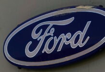 Ford: guasto alle telecamere, richiamo in Usa da 290mila veicoli