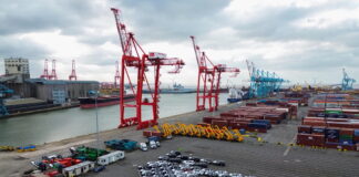 Il Canada taglia l'import di auto esenti da dazi Stellantis e GM