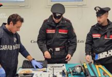 Inseguiti in auto con targa clonata, obbligo di residenza Inseguiti in auto con targa clonata, obbligo di residenza