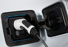 BMW-i3-Ladeanschluss