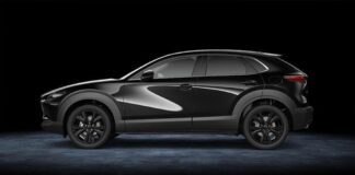 Mazda 'festeggia' Halloween e offre la vernice nera metallizzata