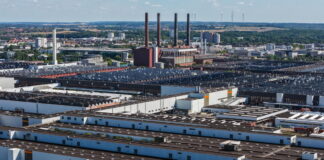 Media: Volkswagen ai lavoratori, non escluso stop alla produzione