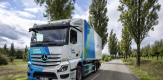 Mercedes eActros 400 è il nuovo truck a batteria della stella