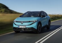 Nissan Leaf, pronta al viaggio con 622 km di autonomia