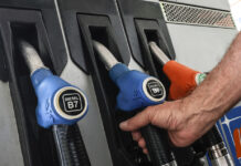 Stessa accisa su benzina e diesel, prima scende, altra sale