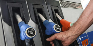 Stessa accisa su benzina e diesel, prima scende, altra sale