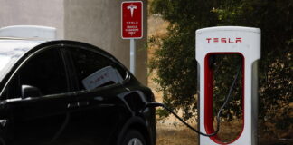 Tesla, vendite trimestre +7%, record 497mila auto consegnate