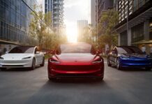 Tesla will Elon Musk mit enormem Vergütungspaket halten, hat aber „Plan B“ Tesla