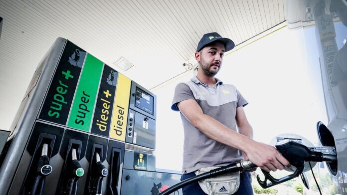 Unem, a settembre vendite benzina in corsa (+8,7%) Unem, a settembre vendite benzina in corsa (+8,7%)