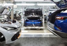 VW-Chef Blume sichert Elektroauto-Standort Zwickau Unterstützung zu VW-Elektroauto-Werk-Zwickau