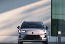 Volvo ha consegnato la milionesima auto ibrida plug-in