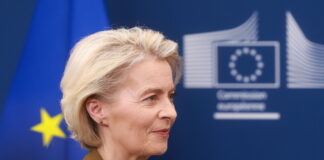Von der Leyen, revisione su auto anticipata entro fine anno