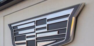 2025'in Üçüncü Çeyreğinde Cadillac Satışlarının Neredeyse Yarısı Elektrikli Araçlardan Oluştu

