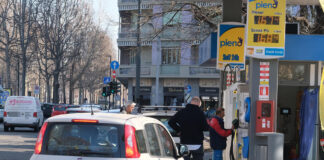 Adoc, carburanti ancora in rialzo, rivedere le accise Adoc, carburanti ancora in rialzo, rivedere le accise