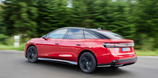 Volkswagen-ID.7-GTX-