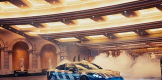 Así fue el espectacular debut del nuevo Mercedes-AMG GT de cuatro puertas