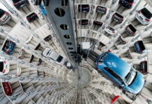 Auto elettriche, droni e strade smart. La mobilità italiana diventa green